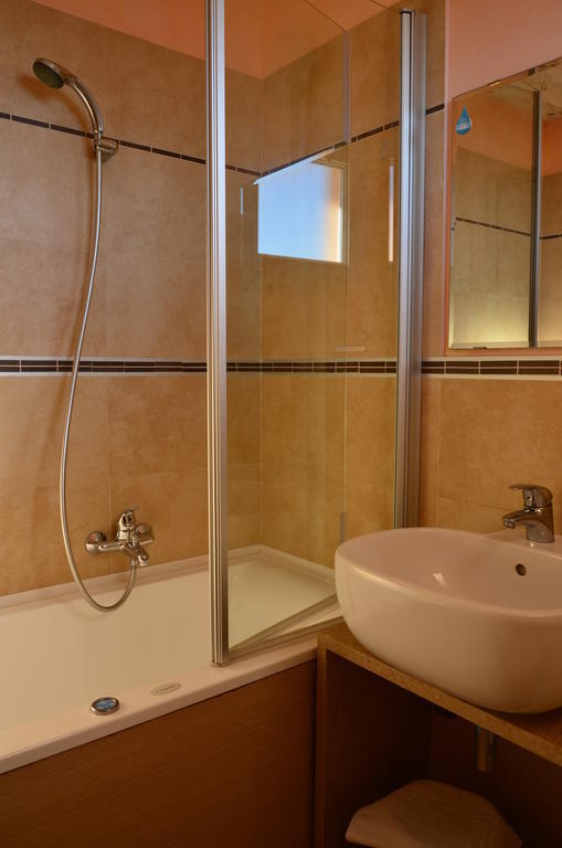 Hotel Mirage Milano Marittima Exterior photo