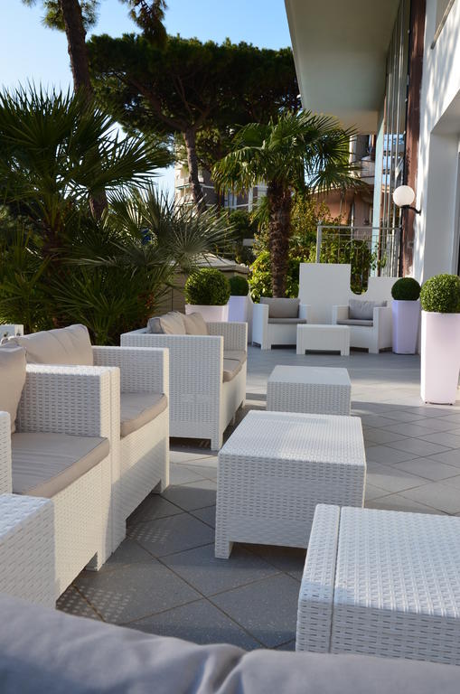 Hotel Mirage Milano Marittima Exterior photo
